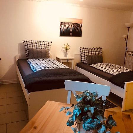 Hotel Ts Monteurzimmer Elmshorn Esterno foto